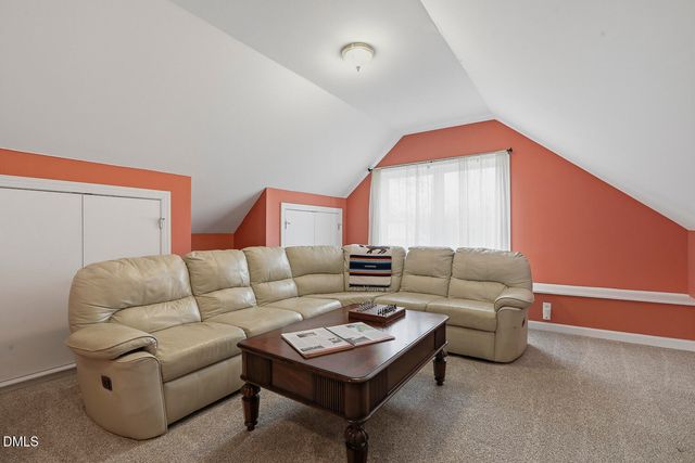 1005 Old Carriage Court, Apex, NC 27502