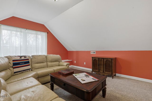 1005 Old Carriage Court, Apex, NC 27502