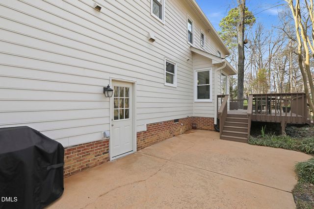 1005 Old Carriage Court, Apex, NC 27502