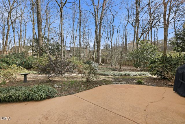 1005 Old Carriage Court, Apex, NC 27502