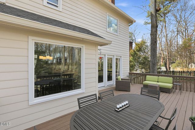 1005 Old Carriage Court, Apex, NC 27502