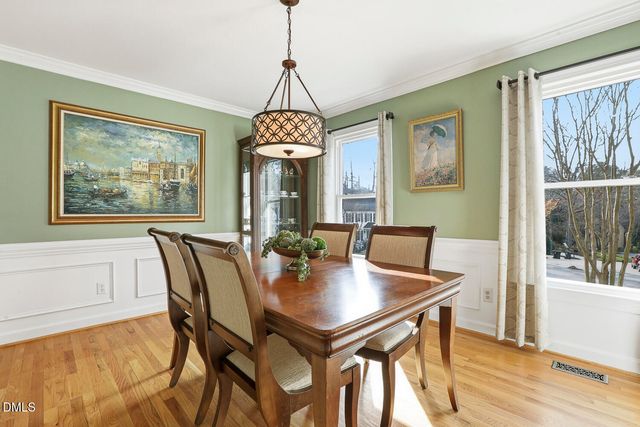 1005 Old Carriage Court, Apex, NC 27502