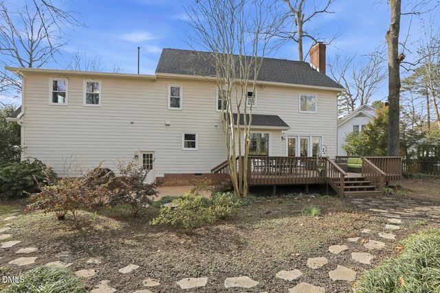 1005 Old Carriage Court, Apex, NC 27502