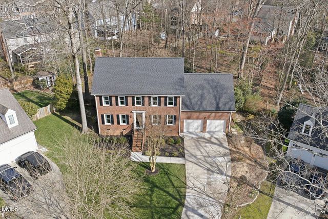 1005 Old Carriage Court, Apex, NC 27502