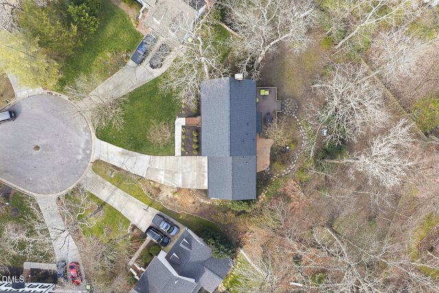 1005 Old Carriage Court, Apex, NC 27502