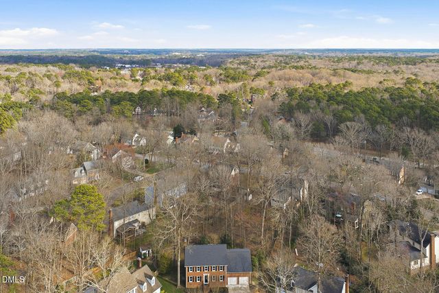 1005 Old Carriage Court, Apex, NC 27502