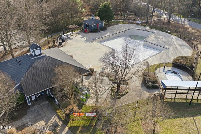 1005 Old Carriage Court, Apex, NC 27502