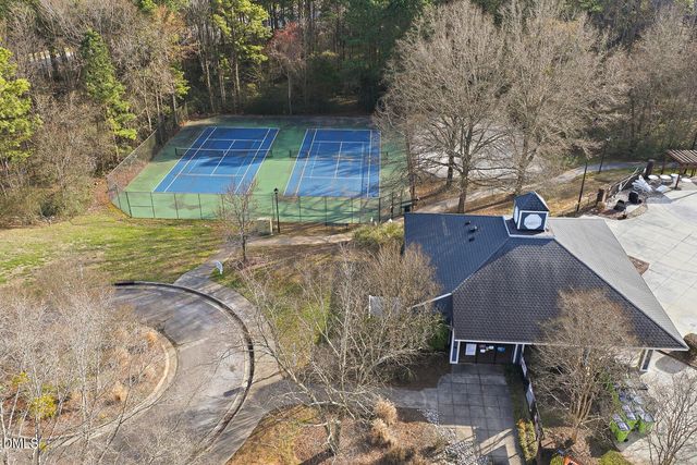 1005 Old Carriage Court, Apex, NC 27502