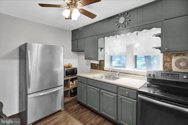 3810 HUMPTON RD, Downingtown, PA 19335