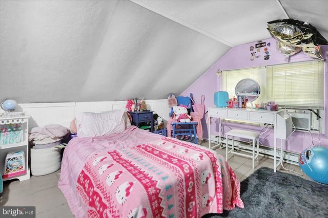 3810 HUMPTON RD, Downingtown, PA 19335