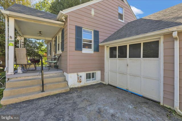 3810 HUMPTON RD, Downingtown, PA 19335