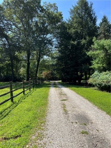 115 Hatch Road, Wadsworth, OH 44281