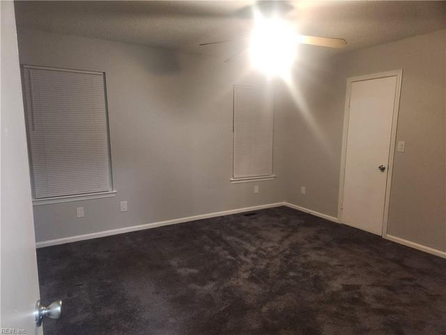 2325 Cretan CT, Virginia Beach, VA 23454