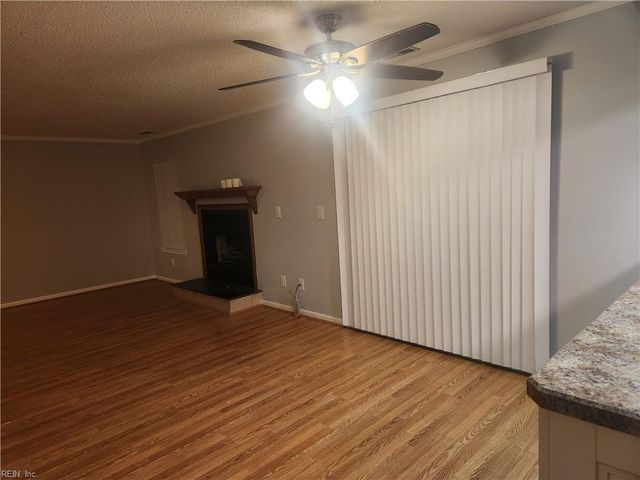 2325 Cretan CT, Virginia Beach, VA 23454