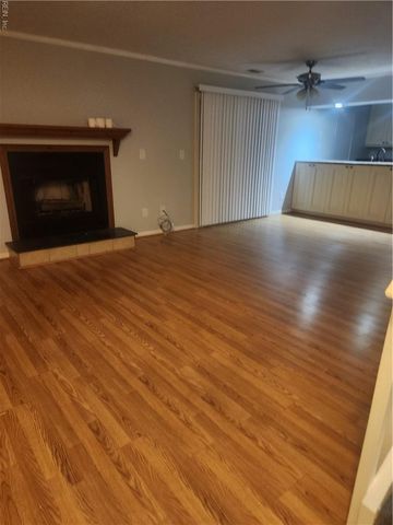 2325 Cretan CT, Virginia Beach, VA 23454