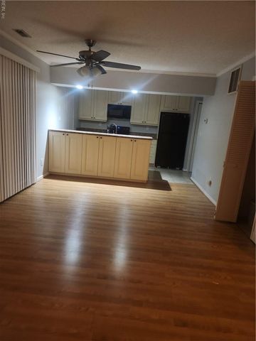 2325 Cretan CT, Virginia Beach, VA 23454