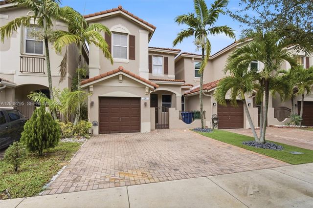 15411 SW 9th Way 0, Miami, FL 33194