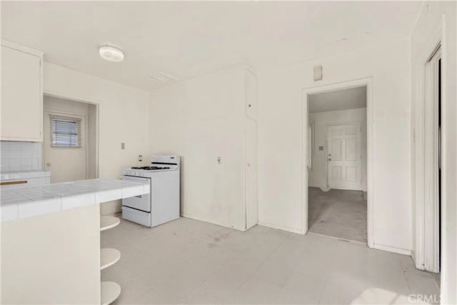 8034 Yolanda, Reseda, CA 91335