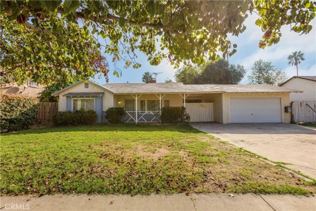 8034 Yolanda, Reseda, CA 91335