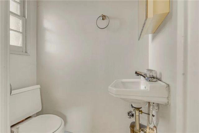 8034 Yolanda, Reseda, CA 91335