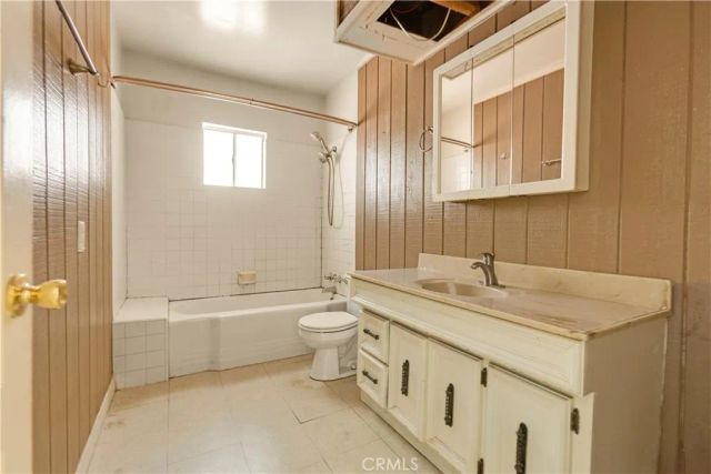 8034 Yolanda, Reseda, CA 91335