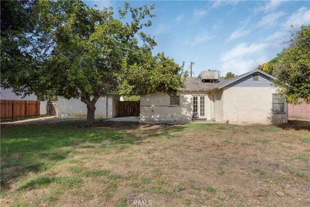 8034 Yolanda, Reseda, CA 91335