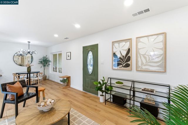 2361 Bedford Rd, Concord, CA 94520