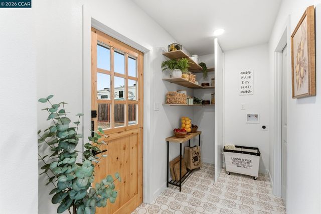 2361 Bedford Rd, Concord, CA 94520