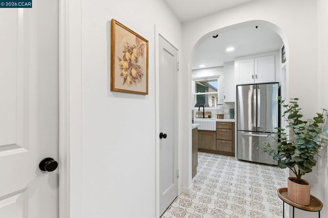 2361 Bedford Rd, Concord, CA 94520