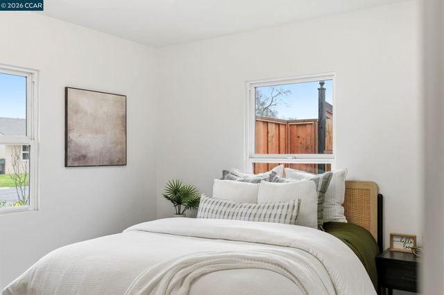 2361 Bedford Rd, Concord, CA 94520