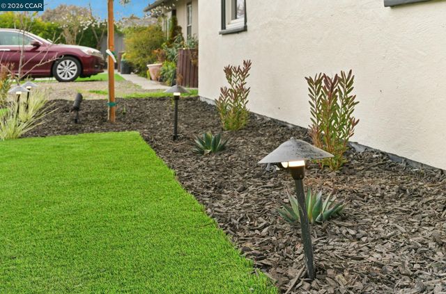 2361 Bedford Rd, Concord, CA 94520