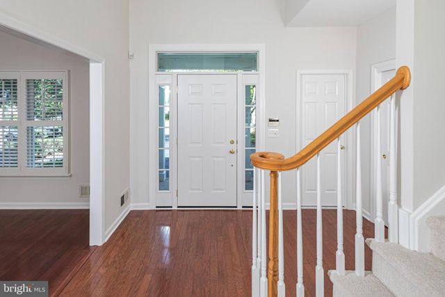 6 IRONWOOD RD, Skillman, NJ 08558