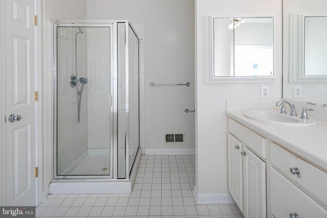 6 IRONWOOD RD, Skillman, NJ 08558