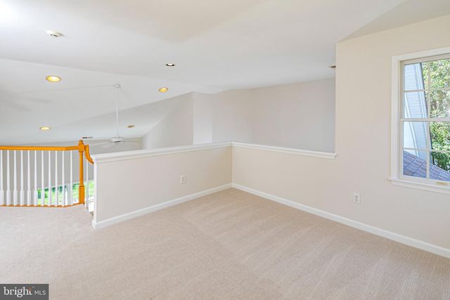 6 IRONWOOD RD, Skillman, NJ 08558