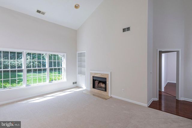 6 IRONWOOD RD, Skillman, NJ 08558
