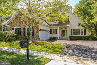 6 IRONWOOD RD, Skillman, NJ 08558
