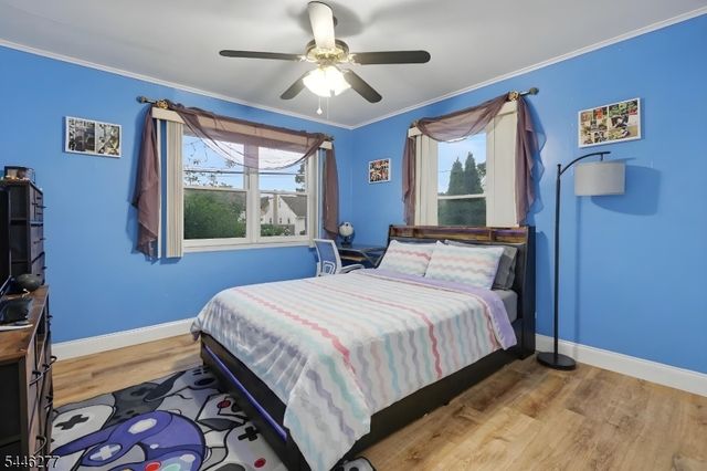30 Schuyler Ave, Pompton Lakes Boro, NJ 07442