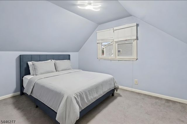 30 Schuyler Ave, Pompton Lakes Boro, NJ 07442