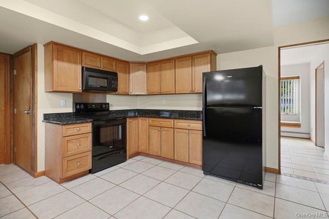 110 Tarpon Avenue, Medford, NY 11763