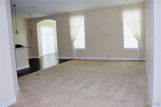 178 Oakhurst Drive, O'fallon, MO 63368