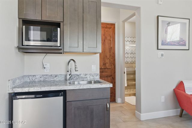 82 Veranera Court, Tubac, AZ 85646