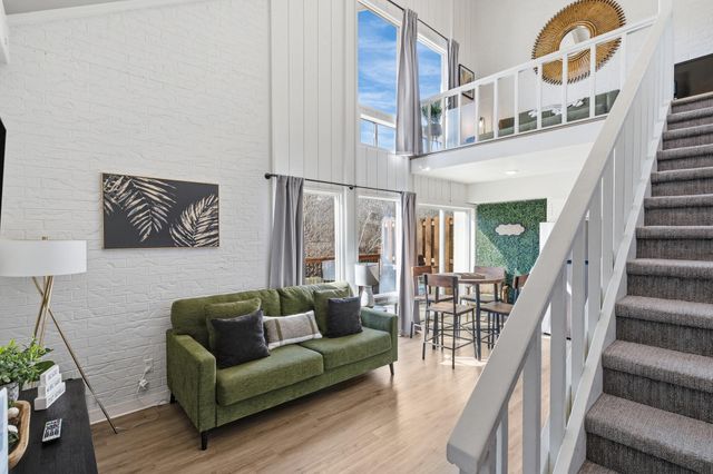 403 Veterans Boulevard, Branson, MO 65616