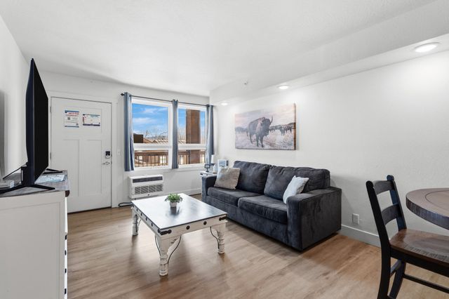 403 Veterans Boulevard, Branson, MO 65616