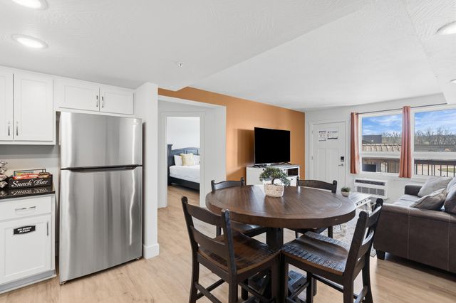 403 Veterans Boulevard, Branson, MO 65616