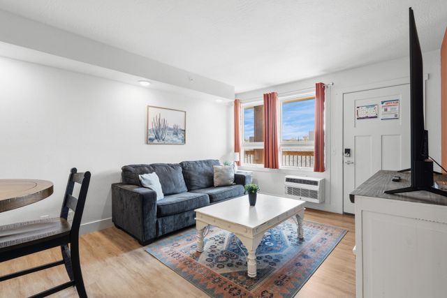 403 Veterans Boulevard, Branson, MO 65616