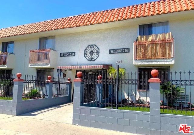 5661 Lexington Avenue, Los Angeles, CA 90038