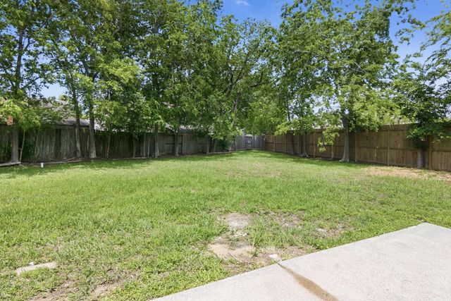 18423 Hazycrest Drive, Spring, TX 77379