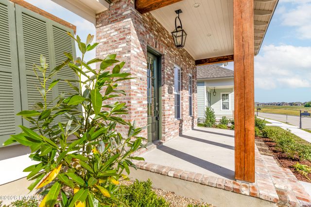 413 Bozeman Trail, Scott, LA 70583