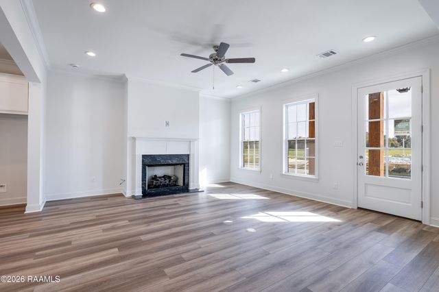 413 Bozeman Trail, Scott, LA 70583