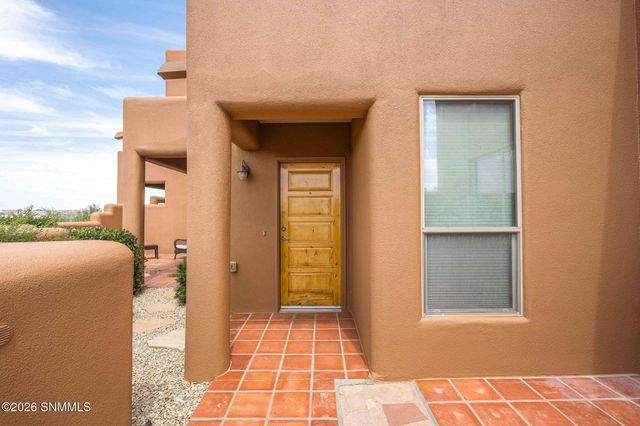 4261 Nambe Court, Las Cruces, NM 88011